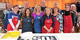 Dover Volunteers at USO No Dough Dinner